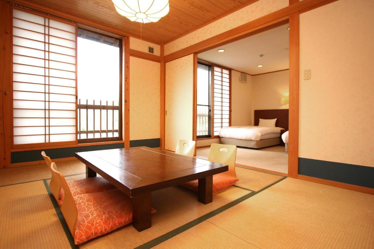Hôtel Usuki Yunosato à Saiki Extérieur photo